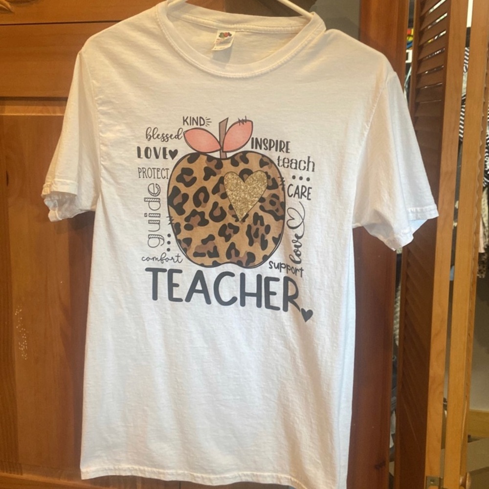 Teacher shirt. Size small. NWOT